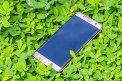 Ngắm Galaxy S7 Edge phiên bản hồng: Món quà ý nghĩa 20/10