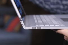 Rò rỉ hình ảnh đầu tiên của Microsoft Surface Pro 5