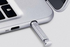 Samsung đem bút S-Pen của Galaxy Note 7 lên laptop Chromebook Pro
