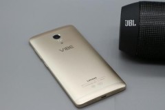 Smartphone pin khủng nhất hiện nay của Lenovo giảm giá