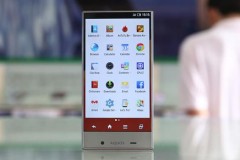 Smartphone Sharp chạy Android 7.0 lộ diện với Snapdragon 435