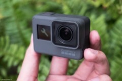 Trên tay GoPro HERO5 Black: Quay 4k 30fps, gọn nhẹ, dễ dùng, có GPS, giá rẻ, độ hoàn thiện chưa tốt