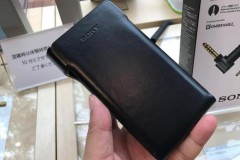 Trên tay Sony Walkman NW-WM1 trên đất Nhật - Máy nghe nhạc mạ vàng thật của Sony