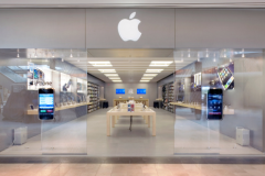 Xông vào Apple Store cướp 19 chiếc iPhone chỉ trong 1 phút 30 giây