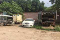 Xót xa cảnh Bentley Continental GTC bị đại gia Việt bỏ rơi