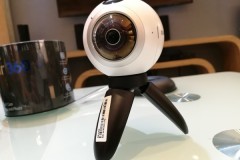 Viễn Thông A giảm hơn 2 triệu đồng Samsung Gear 360 ngày mở bán sớm