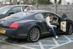 Bentley Continental GT Speed của Ronaldo giờ ra sao?