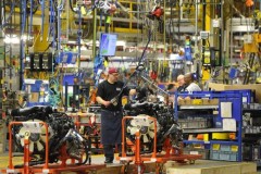 Các đại gia ô tô Mỹ 'mách nước' cho ông Donald Trump