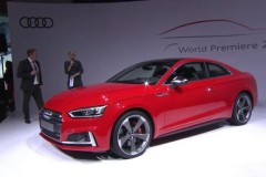 Audi Q2 và Audi A5 Coupe giành chiến thắng tại Golden Steering Wheel