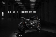 BMW HP4 RACE - "câu trả lời" của BMW dành cho Ducati 1299 Superleggera