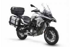 Vén màn Benelli TRK 502 Twin Adventure 2017