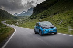 BMW bán được 100.000 chiếc 'xe xanh'