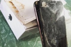 Điện thoại iphone 7 Plus phát nổ khi rơi