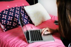 3 laptop giá tốt dùng Core i5 Skylake, Windows 10 bản quyền