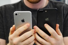 Apple khuyến cáo không áp iPhone 7 vào tai khi nghe gọi