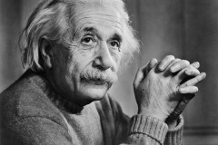 Bí ẩn mối liên hệ giữa học thuyết của Albert Einstein với ma quỷ