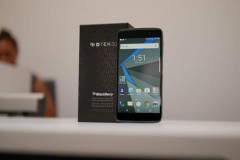 BlackBerry DTEK50 giảm giá cả triệu đồng, dọn đường DTEK60