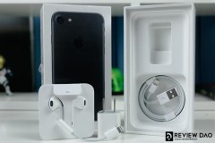 Chê nhàm chán, người Việt vẫn bỏ trăm tỷ mua iPhone chỉ trong một tuần