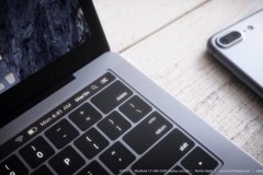 Chiếc Macbook Pro 2016 Touch Bar đầu tiên đã xuất xưởng