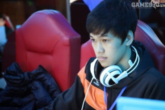 Choáng: Chim Sẻ Đi Nắng thắng liền 10 trận AOE chỉ bằng ... một tay