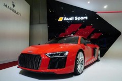 Clip cận cảnh coupe Audi R8 V10 tại Việt Nam