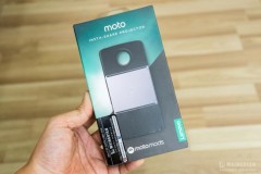 Khui hộp Insta Share Projector - Module tích hợp máy chiếu độc đáo của Moto Z series