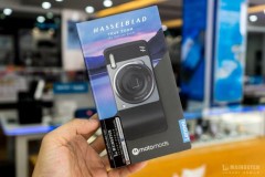 Khui hộp Moto Mod Hasselblad True Zoom - 12MP, zoom quang 10x, giá 7 triệu