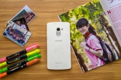Phablet loa kép, màn hình đẹp của Lenovo giảm giá mạnh