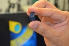 Phát minh công nghệ "siêu pin" mới: Sạc đầy chỉ vài giây, dùng cả tuần