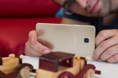 Samsung Galaxy A7 2017 sở hữu camera selfie khủng cùng khả năng chống nước