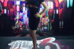 Sao JAV Anri Okita quyến rũ trong buổi quảng bá cho game Yakuza 6