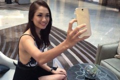 Smartphone camera kép mặt trước, RAM 3GB giảm giá sốc