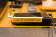 Trên tay bộ nghe nhạc cao cấp nhất của Sony giá 180 triệu