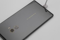 Xiaomi Mi Mix và Mi Note 2 lại bán hết veo trong vòng 60 giây