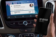 Từ nay bạn đã có thể vừa lái xe vừa chat Messenger cực kỳ tiện lợi