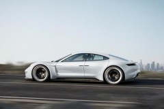 Xe điện Porsche Mission E sắp thành hiện thực