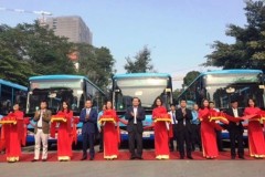 Hai tuyến buýt 18 và 33 được "khoác áo mới"