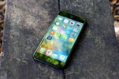 Mừng Noel, iPhone 7 chính hãng bất ngờ giảm giá cả triệu đồng