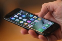 Rò rỉ iPhone 7s với màn hình 5 inch và camera kép dạng dọc