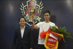AoE: Nhìn lại chặng đường đã qua của 2 thần đồng Chim Sẻ Đi Nắng và Hồng Anh
