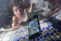 Cách nhận biết iPhone của bạn đã từng bị vô nước hay chưa