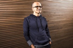 CEO Microsoft bị "chất vấn" về tương lai của chính gã khổng lồ công nghệ này