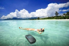 Đập hộp Monster SuperStar BackFloat - Khuấy động không gian bơi lội