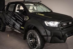Ford Ranger độ hoang dại bởi tay đua mô tô huyền thoại Valentino Rossi