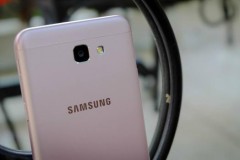 Không chỉ màu đen, Samsung Galaxy J5 Prime còn có màu hồng rất đẹp