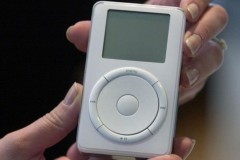Sau iPhone, đến lượt iPod được rao bán với giá 4,5 tỷ VND trên eBay