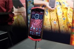 Smartphone siêu cao cấp giá lên tới 60 triệu của Trung Quốc trình làng