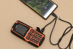 Top 5 điện thoại nghe gọi pin khủng giá rẻ để vi vu ngày Tết