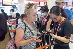 Check in hàng không di động không phải xếp hàng chờ vé