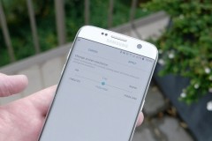 Màn hình Galaxy S7 có độ phân giải Full HD sau khi nâng cấp Android 7.0 Nougat